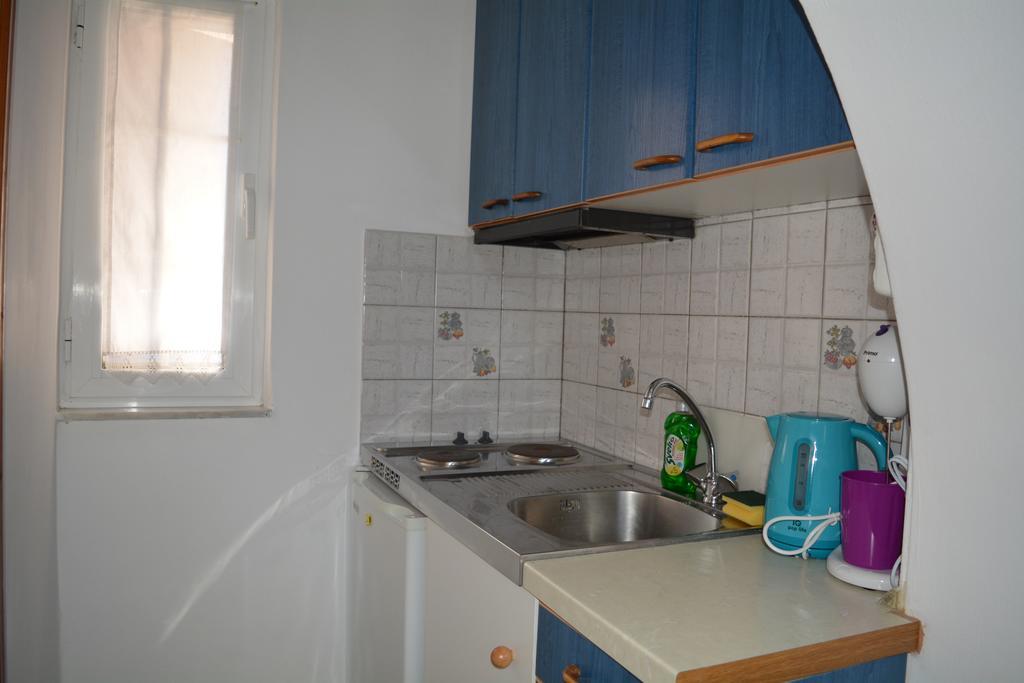 Volta Stonehouse Apartments Fratsia Exterior photo