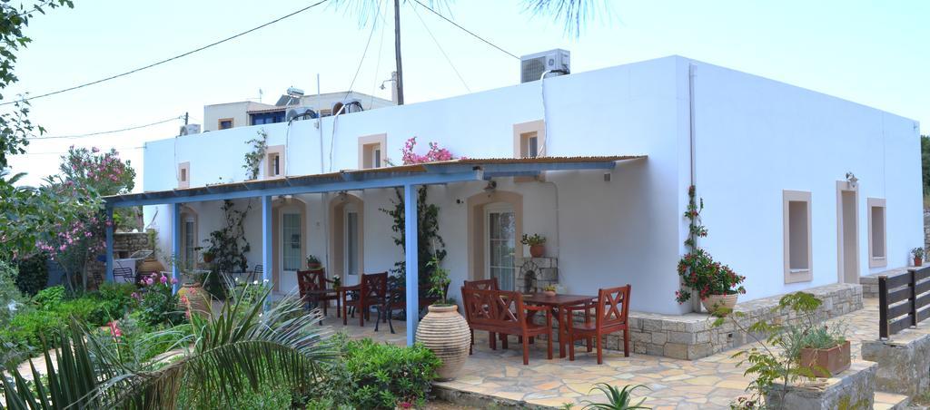 Volta Stonehouse Apartments Fratsia Exterior photo